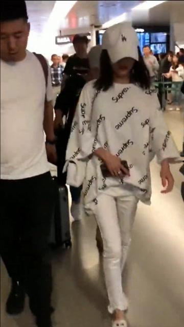 明星机场装扮,时尚穿搭大揭秘